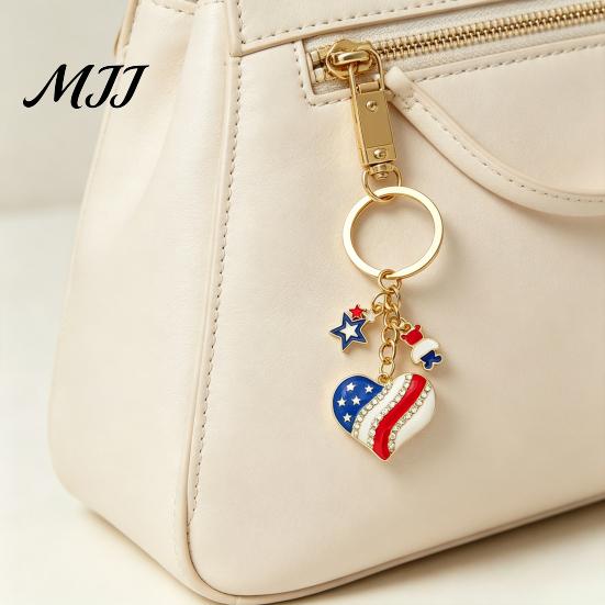 Star Shaped Keychain Independence Day Pendant, Enamel Zinc Alloy Key Holder with Feather Design USA Letters Stars Hearts Patriotic Design, American