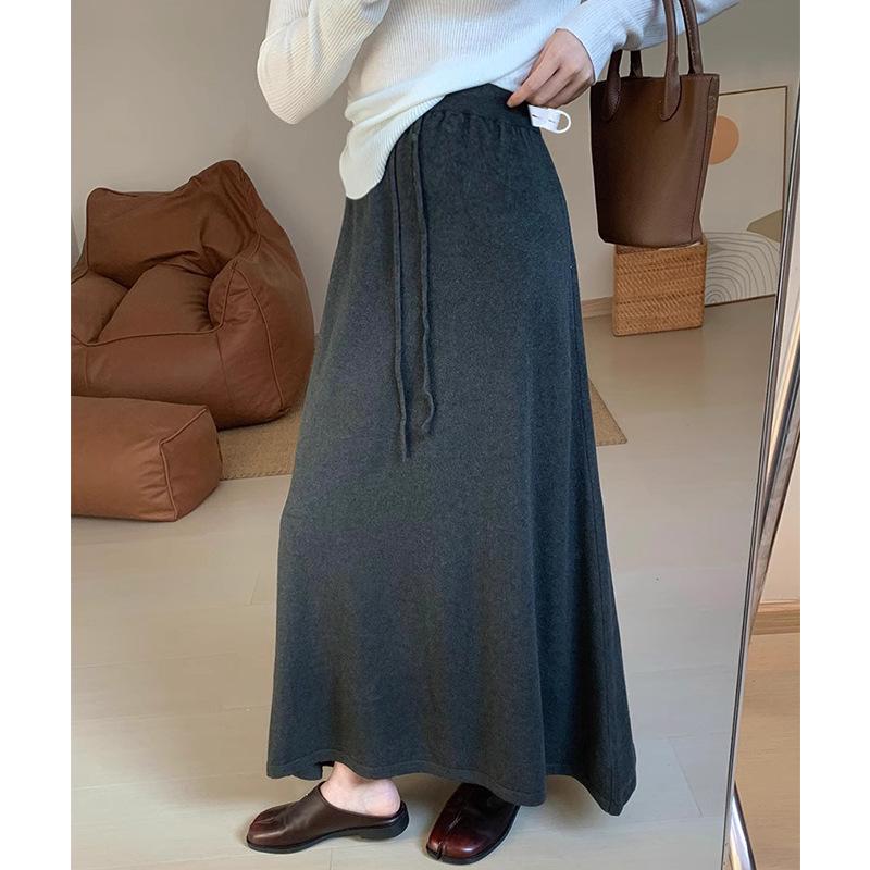 Tmall Quality Maternity Cashmere Knitted Autumn Skirt - Adjustable, Warm, and Comfortable
