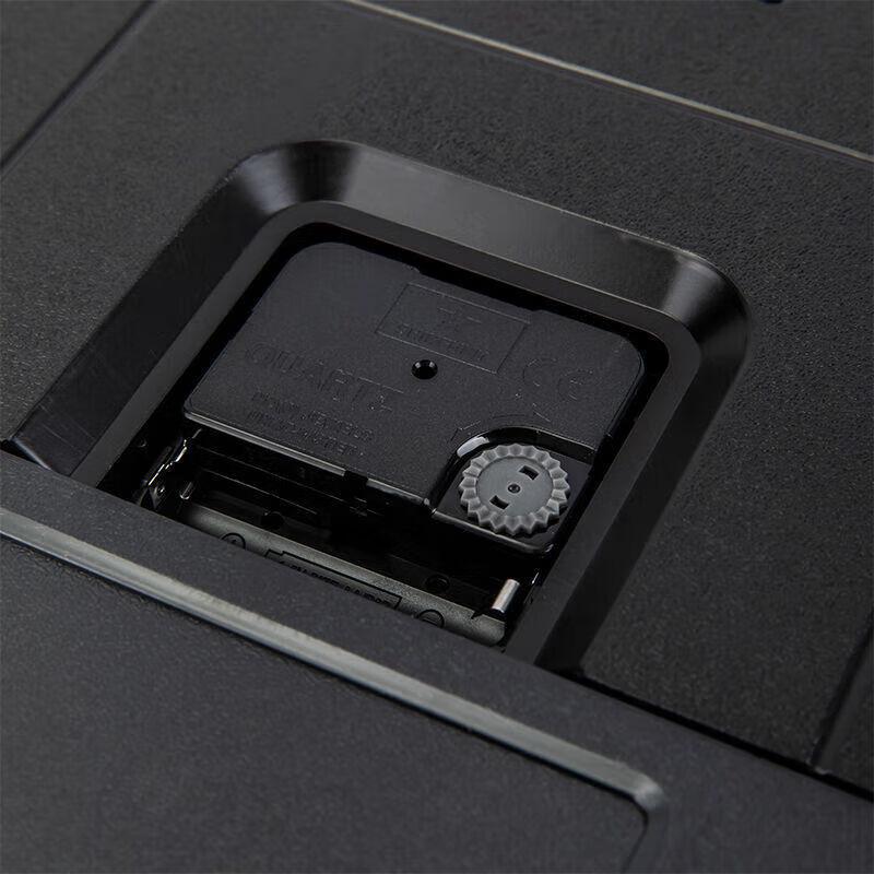 Deli Silent Square Wall Clock