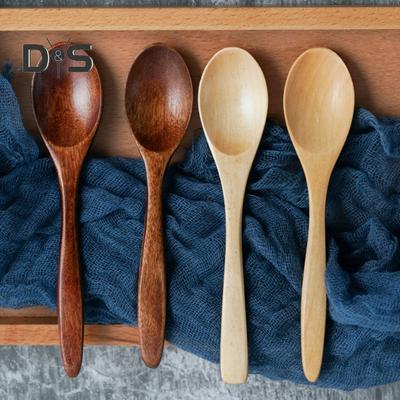 Rührlöffel aus lebensmittelechtem Holz mit glatter Oberfläche, handgefertigter Koch-Rührlöffel mit ergonomischem Griff