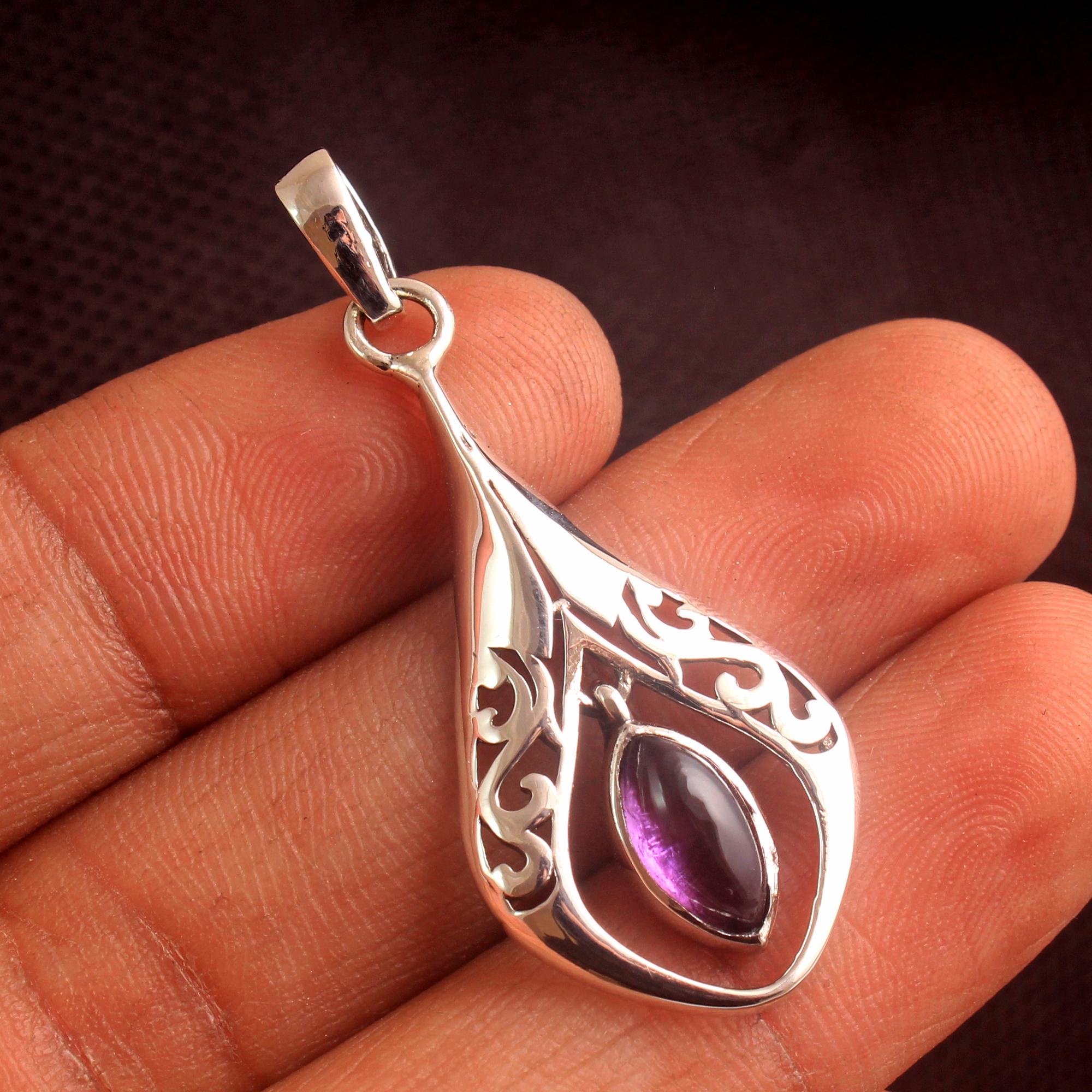 

Подвеска Рейки с зеленым ониксом и аметистом, серебряные украшения, женские украшения, подвеска ручной работы, эффектные ювелирные изделия фиолетовый