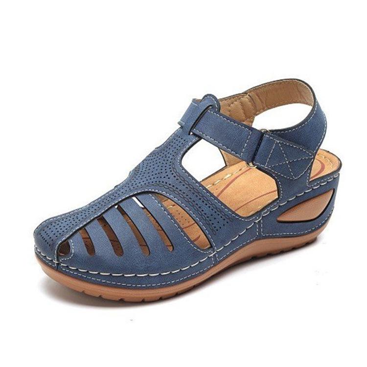 New wedge heel retro sandals non-slip large size women's summer hole shoes