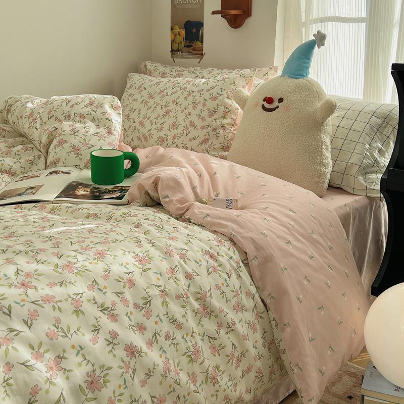 Juego de cuatro piezas de algodón puro de 60 hilos, cama gruesa de algodón puro, juego de tres piezas, algodón de fibra larga, funda de edredón pequeña y fresca, sábana ajustable