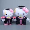 Bezauberndes Abschluss-Plüschtier mit Hello-Kitty-Mütze, ultraweich, kurzplüschig, 25 cm, süßes Sanrio-Motiv