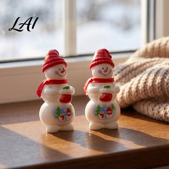 Holiday Car Dashboard Decor 2Pcs Mini Christmas Figurine Santa Claus Snowman Dolls DIY Accessories for Micro Miniature Figures Landscape Dollhouse