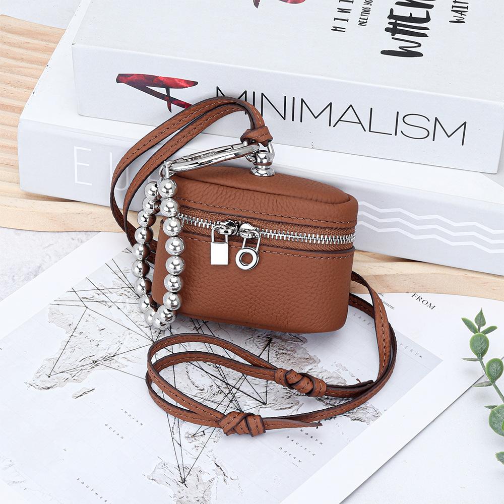 Chic and Compact Leather Necklace Coin Pouch Headphone Bag Accessory Fashion Headphone Pouch Zipper Coin Holders with Lanyard