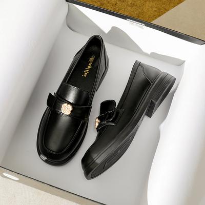 2024 New Spring Women's Outer Leather Shoes British Style Metal Decoration Mary Jane Shoes Ladies Casual Low Heel Loafers