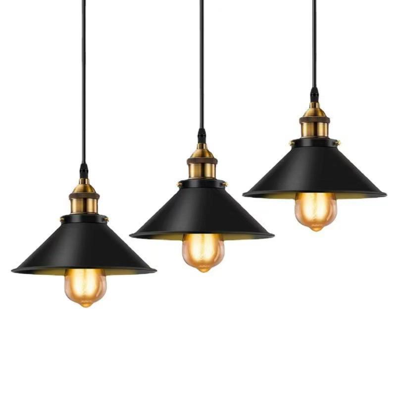 Industrial Black Retro Wrought Iron Pendant Lamp - Modern, Simple Design for Restaurants, Bars, and Hotels