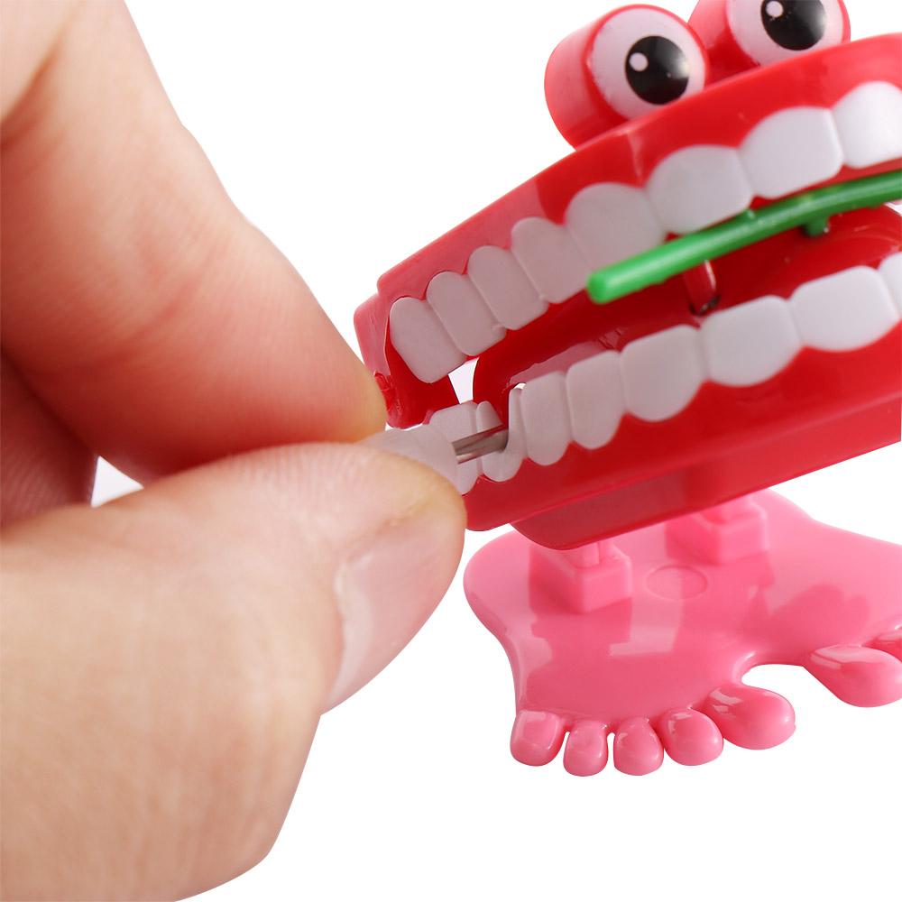 Denture Chattering Funny Plastic Walking Teeth Shape Clockwork Toy Wind Up Clockwork Toy Teeth Rose