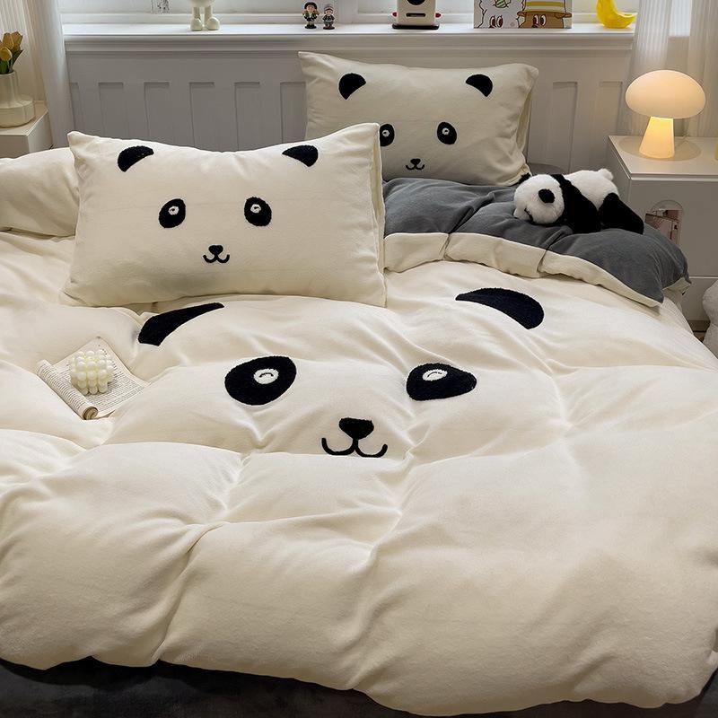 

Утолщенное полотенце из молочного флиса, вышивка, набор из четырех предметов - Стиль первый 1.2M sheet three-piece quilt cover 1.5 * 2.0