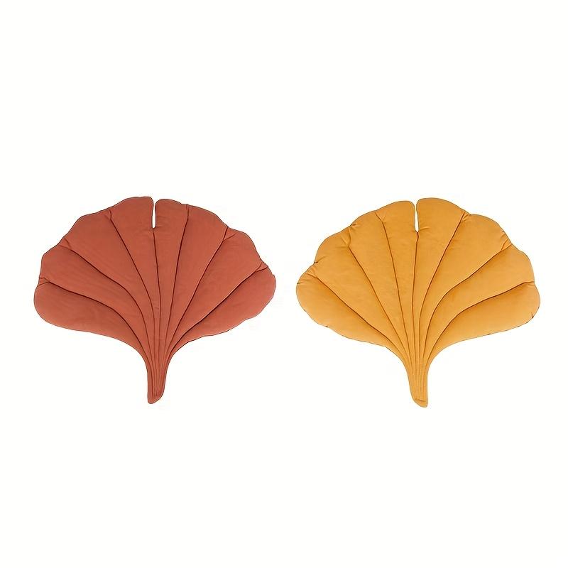 

1pc Cozy Leaf-Shaped Pet Mat, Comfortable Washable Polyester Bed, Chew-Resistant Rectangle Sleep Pad for Cats and Dogs