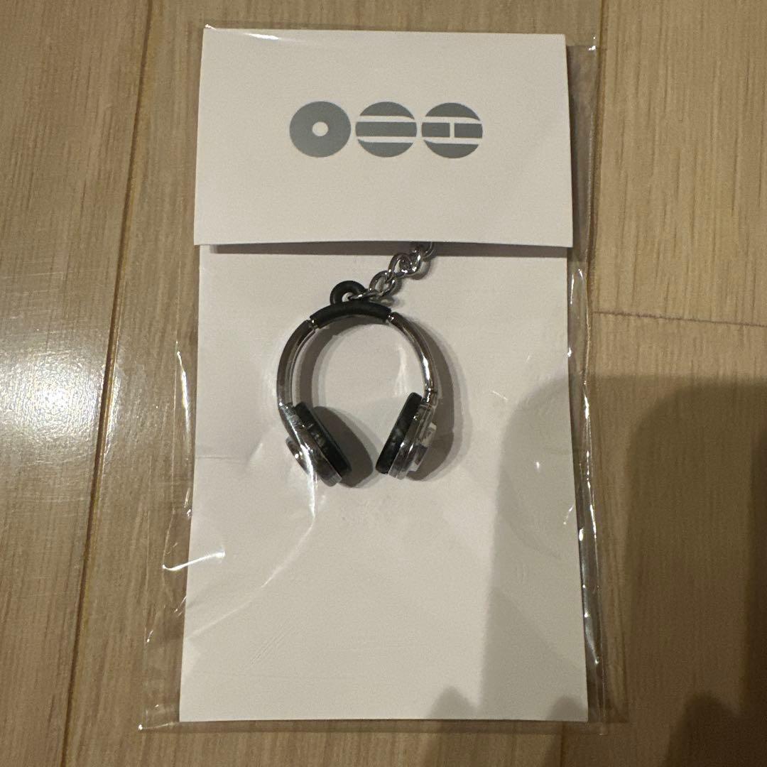 [USED] BTS Pop-Up ARIRANG Headphone Keyring