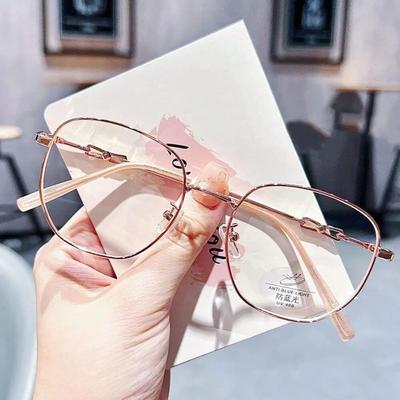 Trendy Blaulicht blockierende Damen-Designerbrille Optische Brille Computer-Augenschutzglas oculos de grau femininos