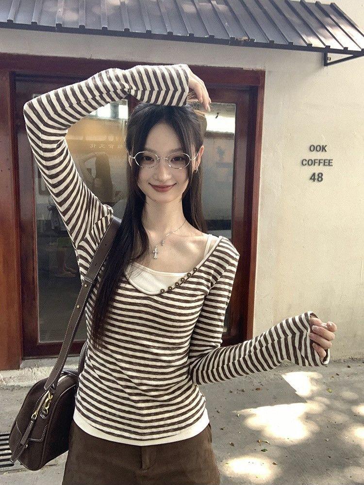 Korean-Style Coffee Striped V-Neck Slimming Two-Piece Women's Long Sleeve Top for Autumn/Winter