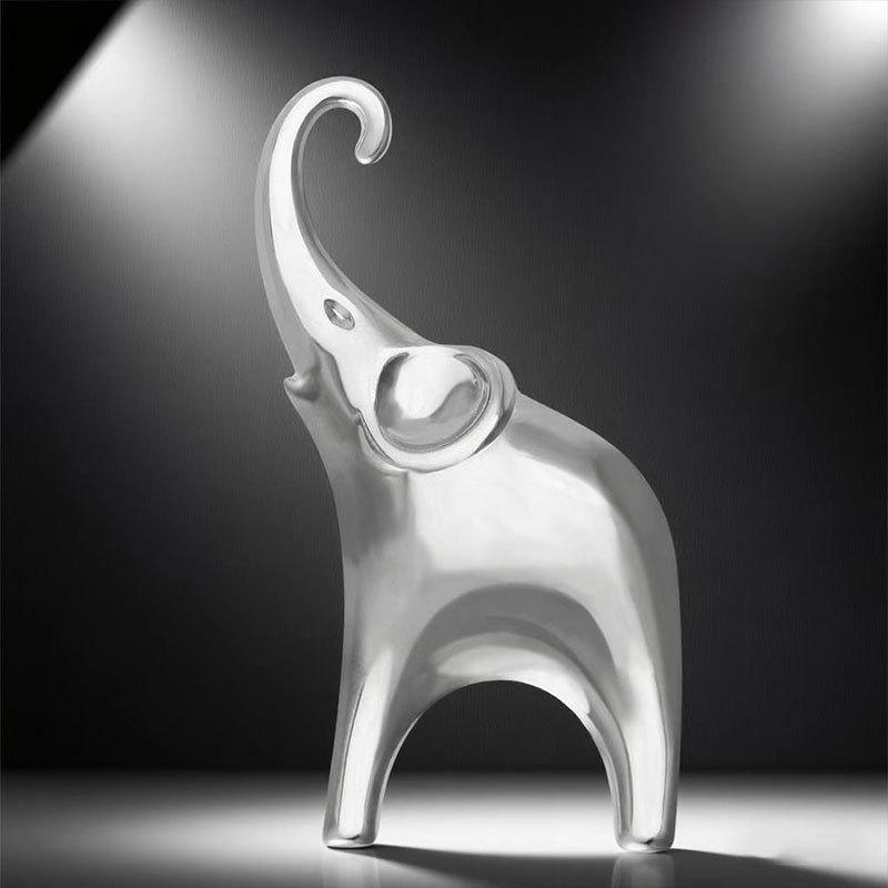 Stainless Steel Elephant Brooch Simple Atmosphere High-End Pin Temperament Personalized Clothing Accessories
