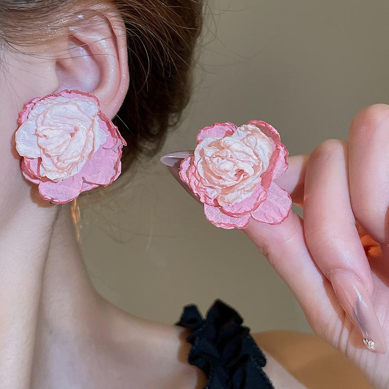 Silver Needle Flower Mesh Fringed Stud Earrings Fresh and Sweet Seaside Vacation Style Earrings Fashionable Versatile Atmosphere Earrings