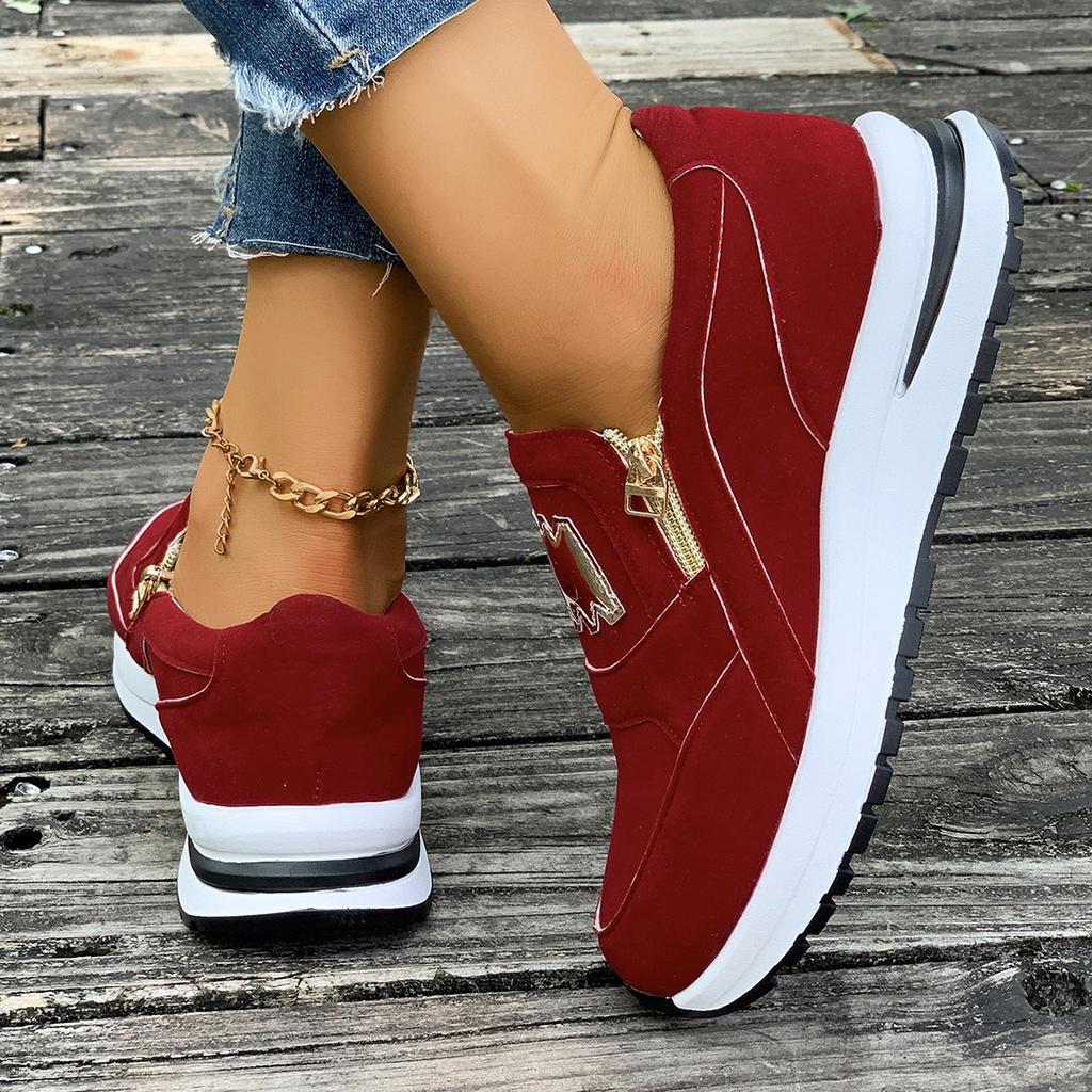 Fashion 2025 New Women Sneakers Casual Breathable Fashion Sneakers Women Anti-slip Slip On Platform Outdoor Slip On Shoes Women