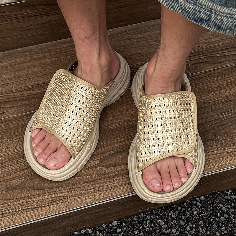 Fashion Summer Young men's shoes Classic  designer styles Outdoor leisure beach walking Fashion daily street sandals 38-44 New