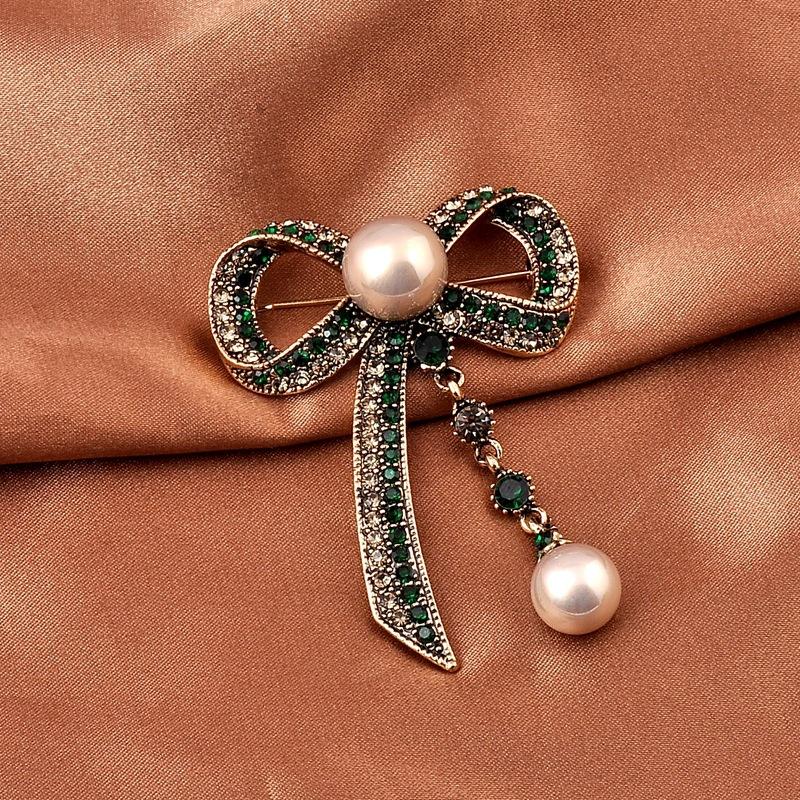 

Бант Жемчужная Брошь Модная Атмосферная Бант-Булавка Анти-Светоотражающая Пряжка зелёный