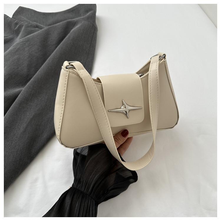 Chic Fashionable Large Capacity Shoulder Bag Women 2023 Autumn New Trend Retro Commuter Underarm Bag Female