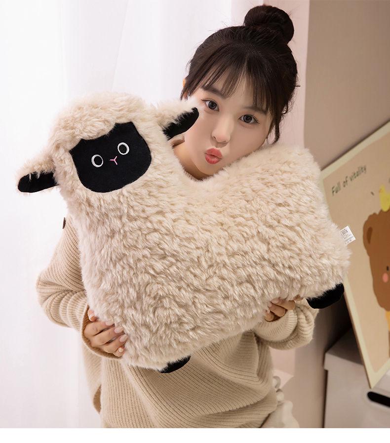 Roztomilý polštářek se ovečkou: Bederní opěrka a polštář na zdřímnutí v kanceláři na pohovku