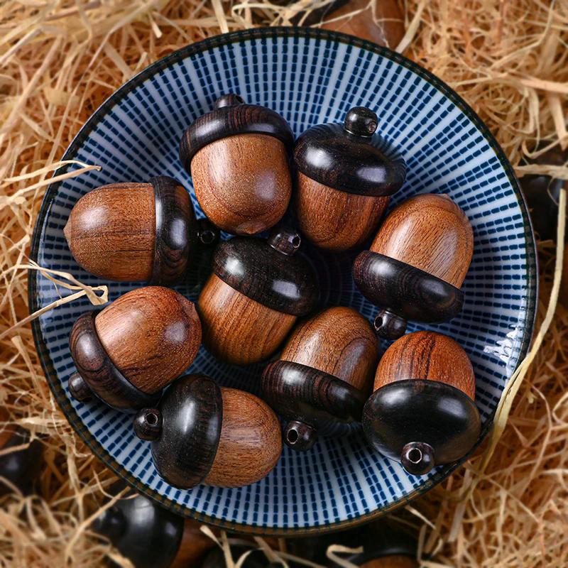 1/2PCS Mini Sandalwood Pill Boxes Portable Granule Storage Box Rescue Tablets Case Small Items Container DIY Acorn Pendants