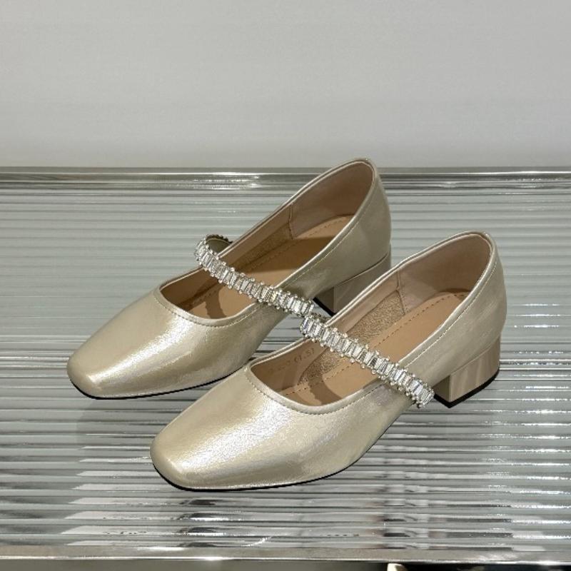 Fashion Pu Leather Concise Low Heel Pumps Women Shiny Crystal Soft Sole Non Slip Loafers Summer Light Square Toe Platform Office Shoes