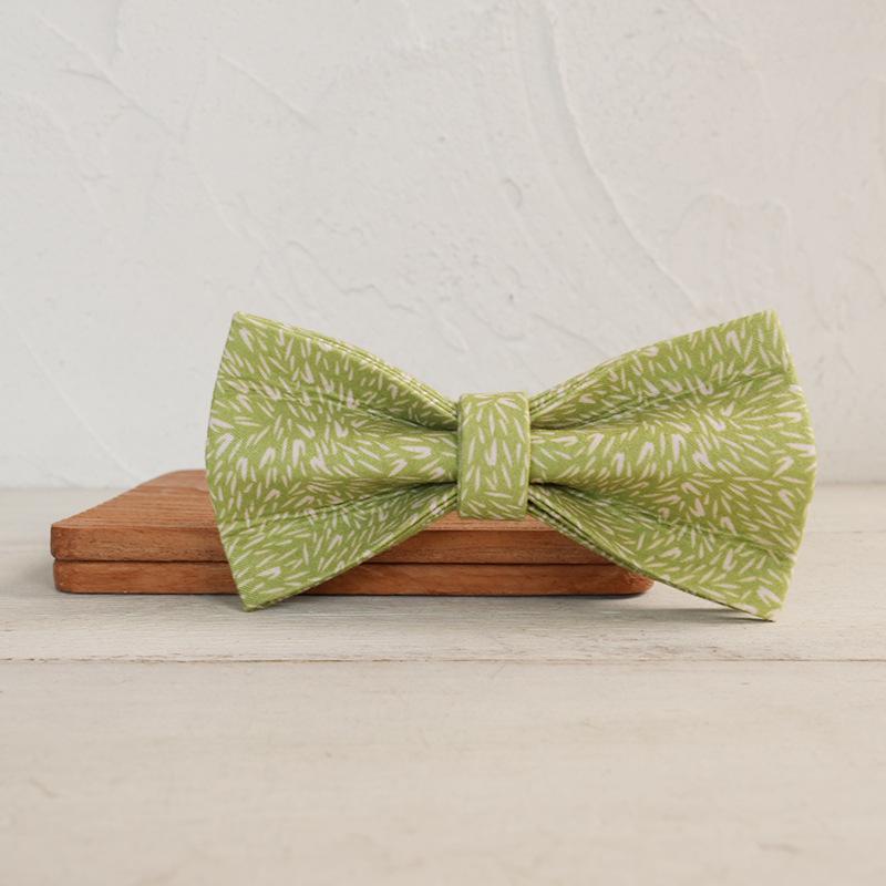 MUTTCO Green Grass Sprout Bow Tie Pet Collar - Teddy Ornament UBT-179 XL: 11x6cm