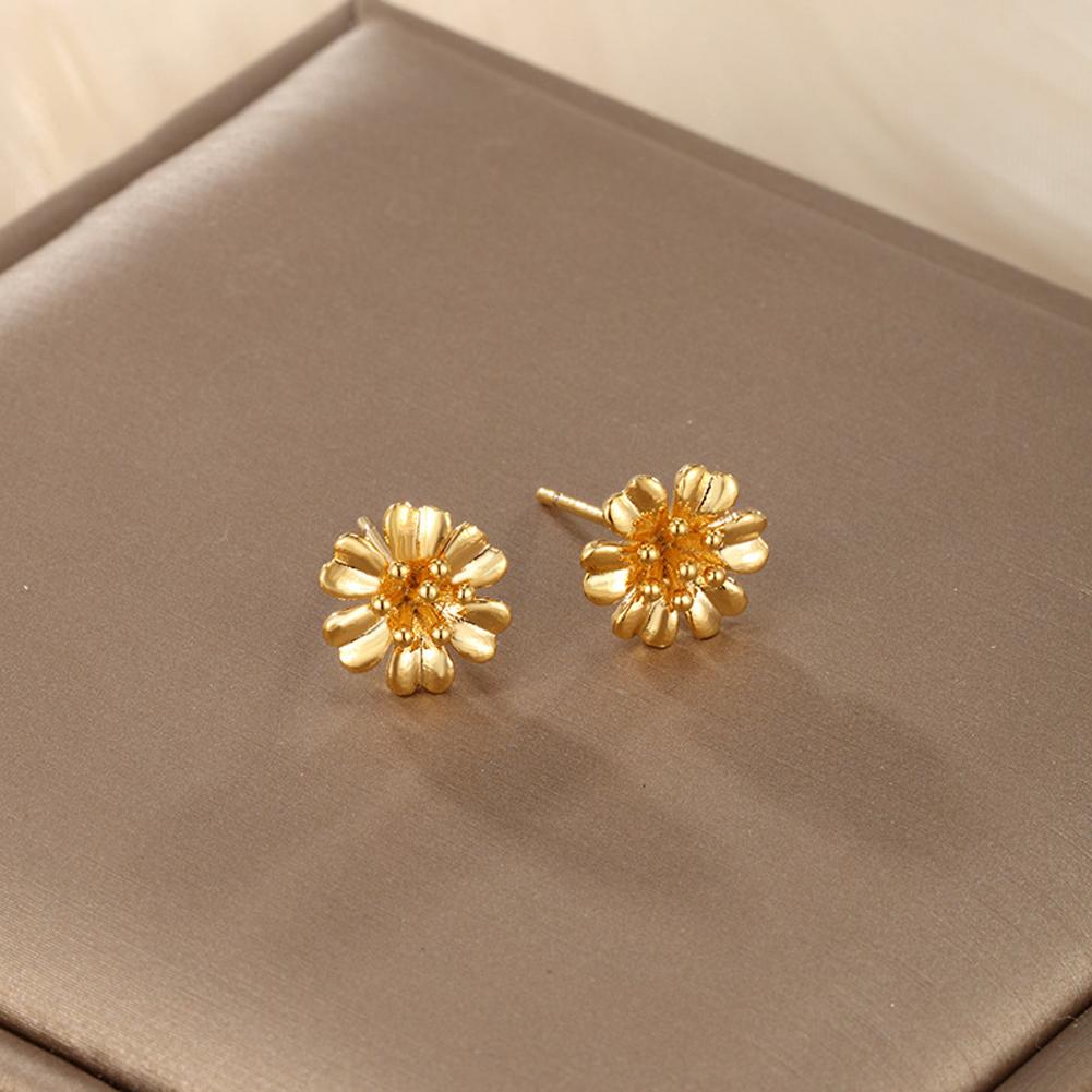 Vintage Earrings Flowers Ear Studs For Girl Simple Jewelry Fashion Classic Earrings Jewelry Party Gifts