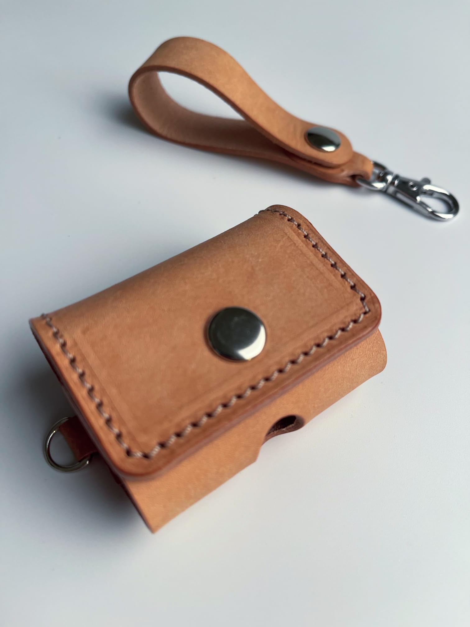 

Spring Hiker AirPods Pro Cover Premium Italian Leather Full Protection Genuine Leather Cover Compatible with Generation - 1st/2nd (Naturale, Silver)