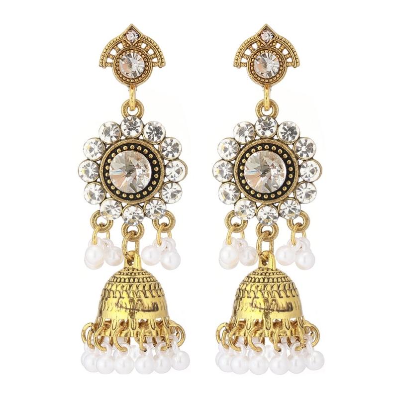 Luxury Cubic Zirconia Stud Earrings Feature Imitation Pearls Zinc Alloy Comfortable Ear Pendants For Formal Event