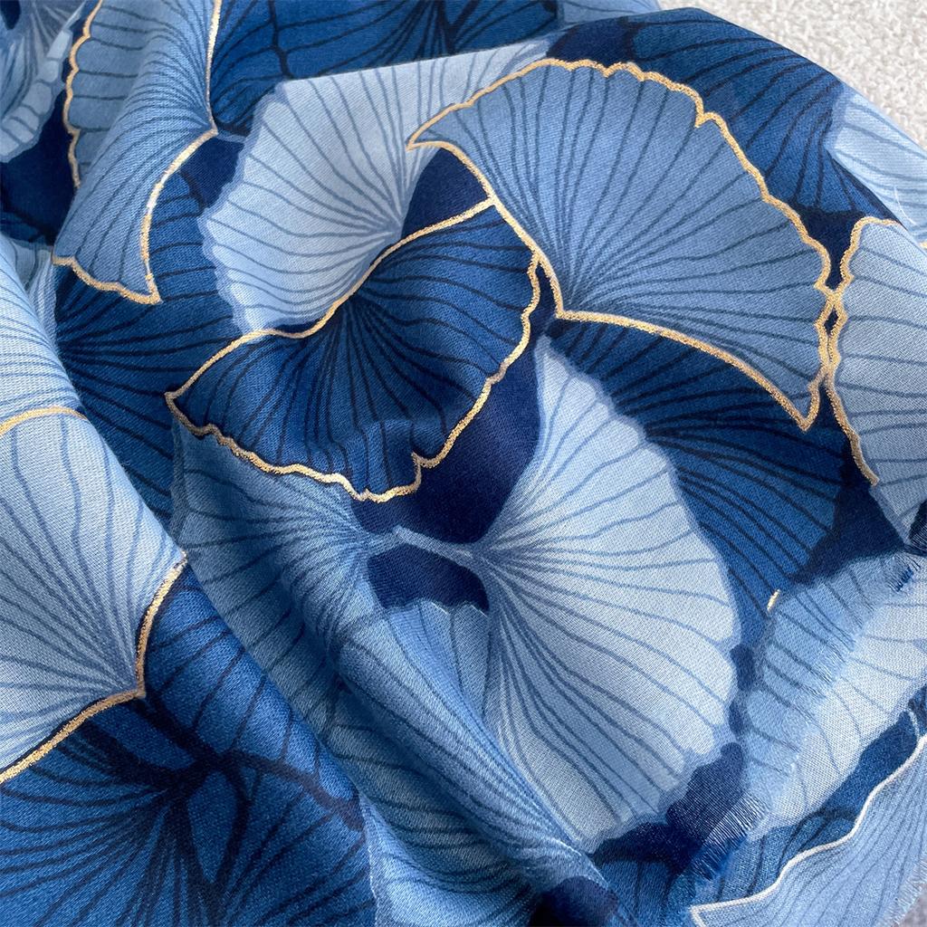 Autumn And Winter Travel Warm Cashmere Shawl Scarf Fashion Women Ginkgo Print Pashmina Blanket Wraps Female Cute Poncho Bufanda