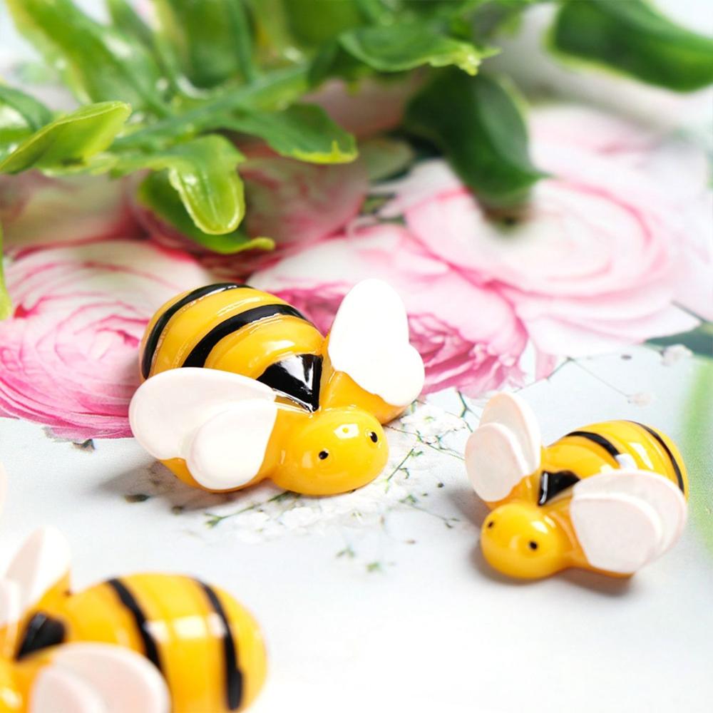 Craft DIY Tiny Resin Bee Lovely Flatback Embellishment Cabochon Miniature