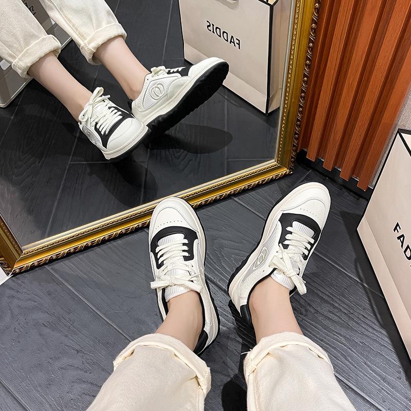 Trendy Brand Xiaoxiangfeng Board Shoes Women's New Niche Leather Breathable and Versatile Casual Dad German Training Shoes Little White Shoes Women