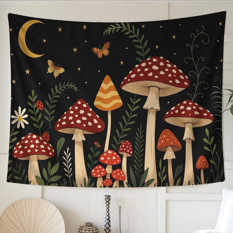 Curious Mushrooms tapestry 75x100 чёрный