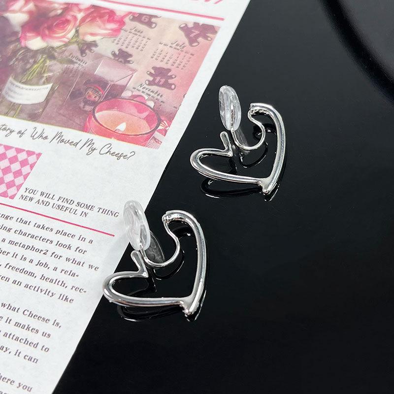Korean Style Retro Pearl Ear Clip for Women - Mosquito Coil Holder, No Piercing, High-End, Fashionable and Versatile Luxury Earrings
