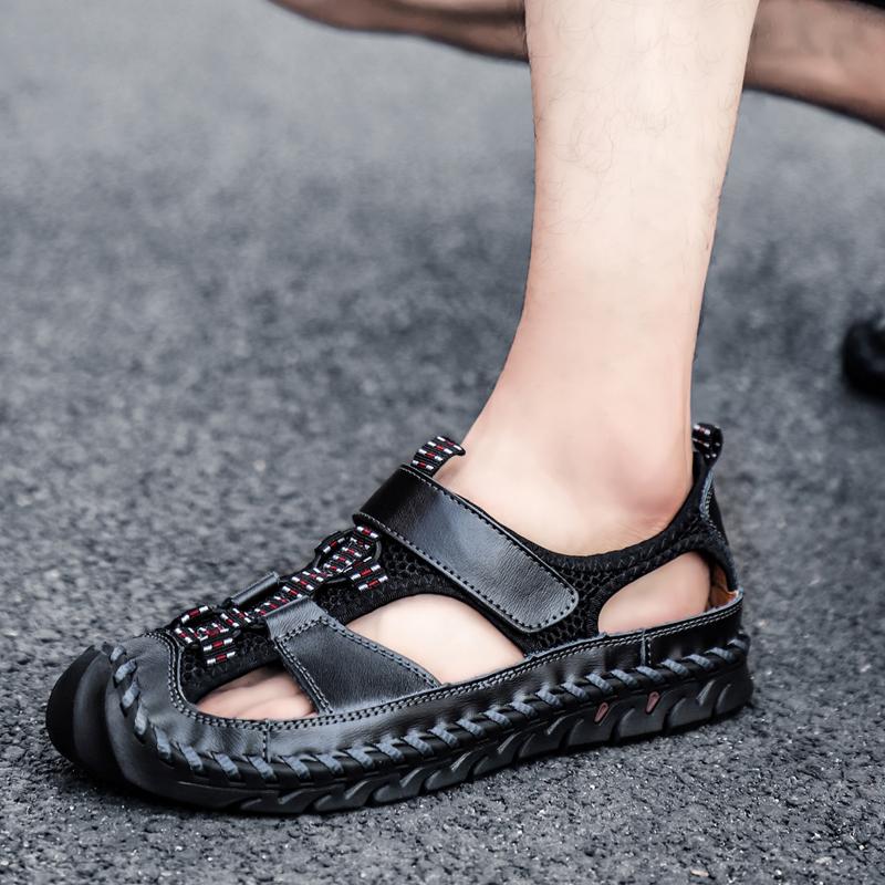 Sommersandalen aus Leder für den Außenbereich, für Herren, Strandschuhe, luxuriöse, atmungsaktive Freizeitsandalen für Herren, Watschuhe, rutschfeste Komfort-Hausschuhe