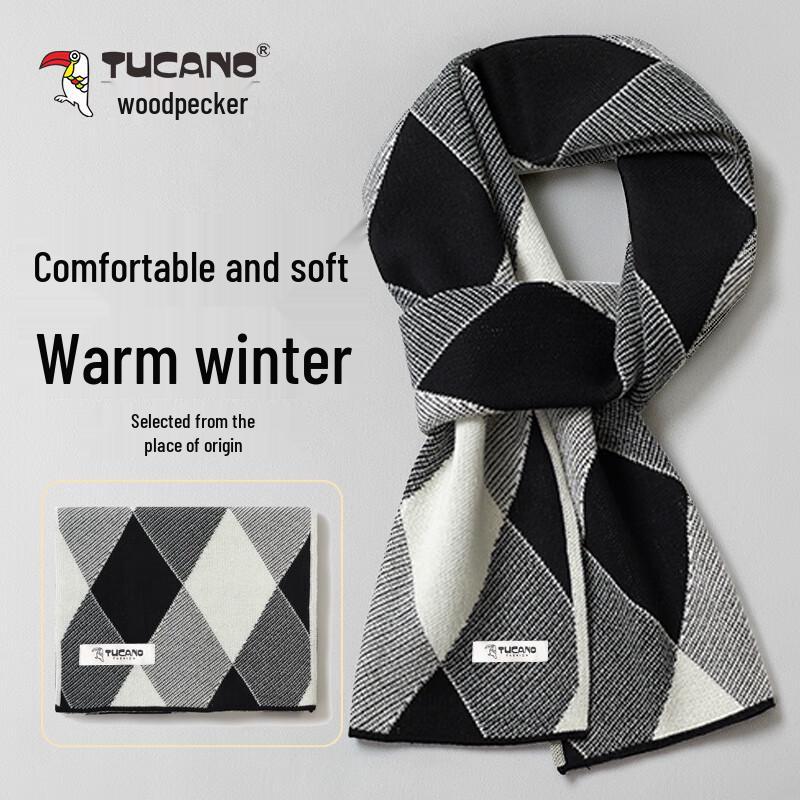 

TUCANO Men s Classic Plaid Knitted Winter Scarf