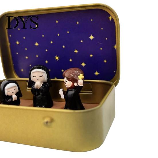 Artistic Desktop Decor 3Pcs/Set Mini Praying Figurines in A Box with Starry Sky, Scene Micro Landscape Ornament Religious Ornament, Portable