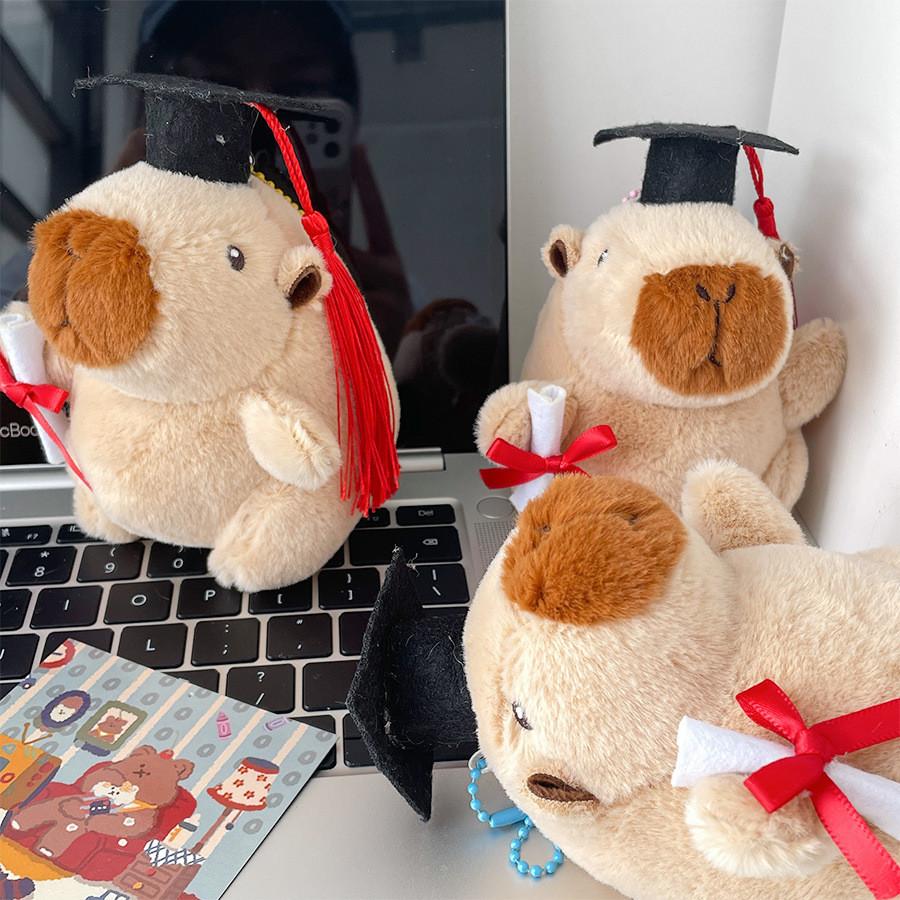Cute Graduation Cap Capybara Stuffed Animal Bag Charm For Throwing Graduation Season