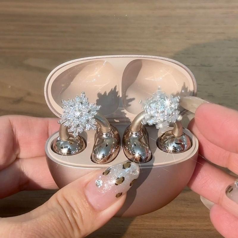 Elegant Snowflake Rhinestones Earphone Clip Sparkling Alloy Design Ear Clip For Headphones Personalize DIY Accessories