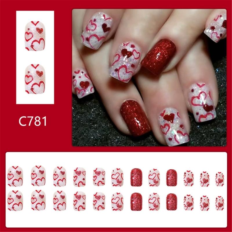 24 Stück Glitzernde Falsche Nägel Valentinstag Press-On Nägel Süße Herz Aufkleb-Nägel Kurze Eckige Acryl-Nägel