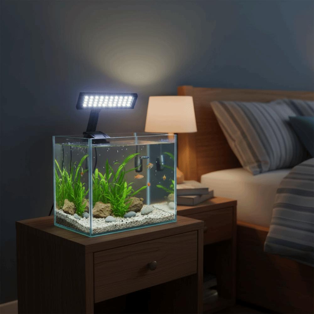 Splash-proof LED Aquarium Light 7W Plant Growth Light Practical Fish Tank Clip Light Aquarium