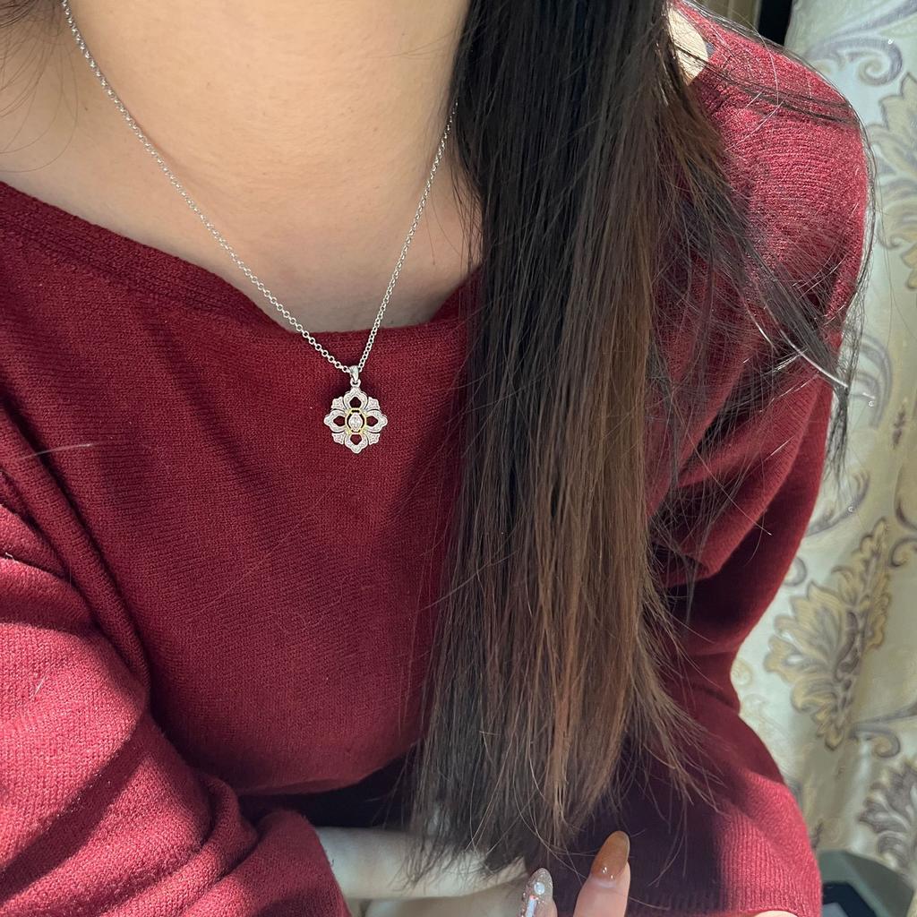 Italian Brass Qi Lati Full Diamond Hollowed Four-Leaf Clover Necklace Female Retro Court Style Flower Collarbone Chain