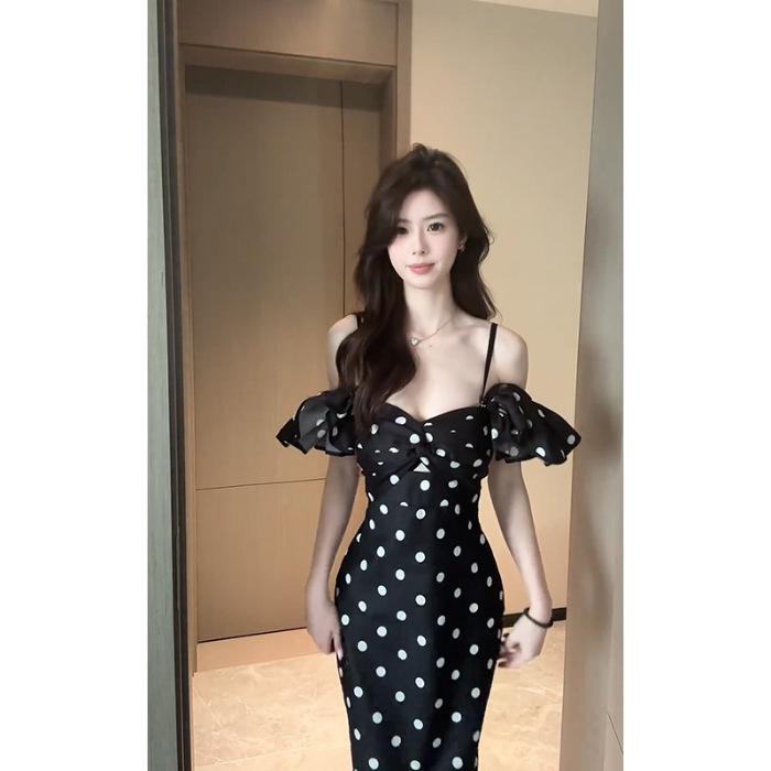 

French polka dot one-word shoulder suspender dress women s summer new waist long dress temperament dress S чёрный