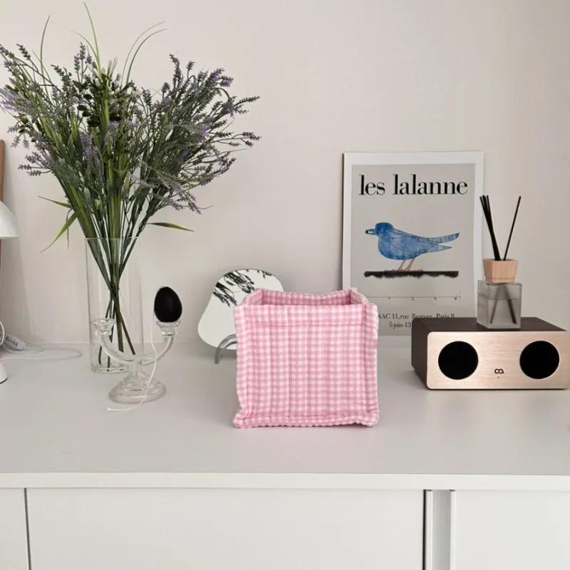 1Pcs Ins Korean Style Quilted Checkered Fabric Storage Basket Cosmetics Suntries Storage Box Home Simple Desktop Organizing Basket