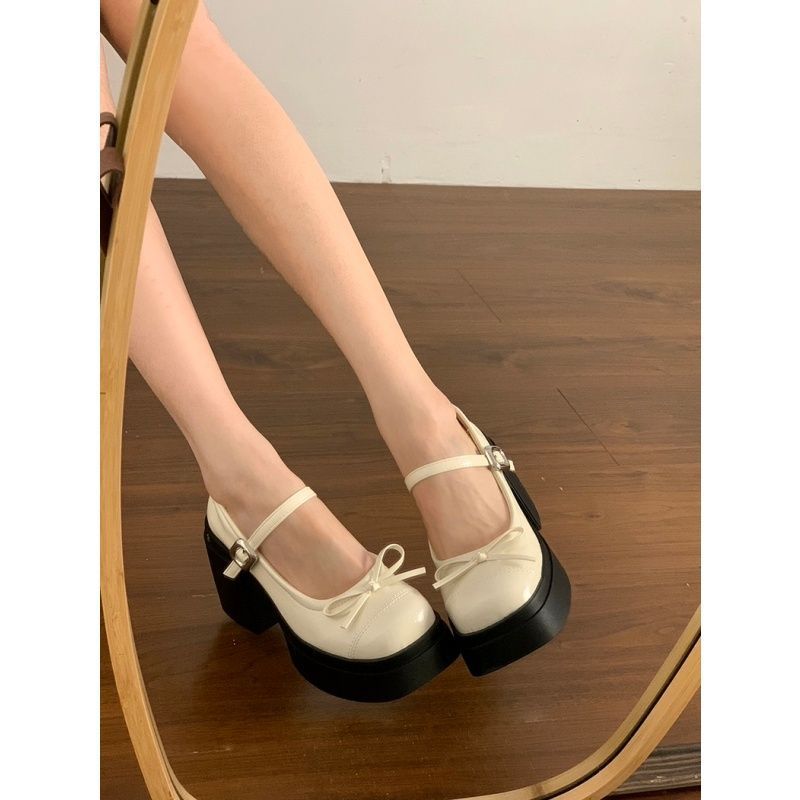 Korean version of Internet celebrity small leather shoes women's spring and autumn with skirt thick heel single shoes temperament Mary Jane shoes