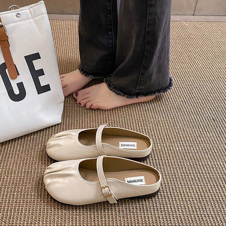 Lazy Bag Head Half Slippers Women Wear New Summer French Pleated Doudou Muller Shoes Flat Bottom Half Drag Single Shoes
