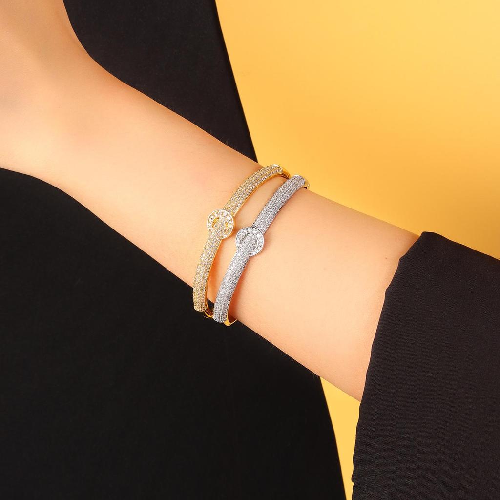 Two-Tone Gold & Silver Rhinestone Bracelet for Women - Luxurious, Versatile, and Elegant Hand Jewelry