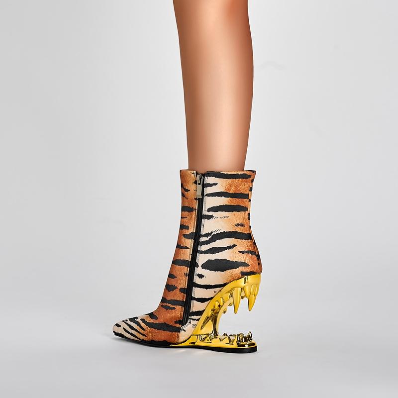 Fashion Kaky's New Pointed Wolf Teeth Leopard Pattern High Heel Large Women's Boots Short Boots Western Boots